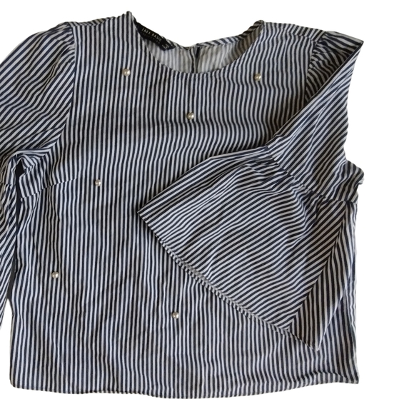 Zara | Poplin Stripe Bell Sleeve Top with Faux Pearls | Women's Small - Picture 5 of 7